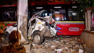 BEST bus crash Kurla