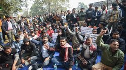 BPSC Paper Leak: सुप्रीम कोर्ट ने गड़बड़ी की याचिका पर सुनवाई से किया इनकार, CJI की बेंच बोली- हाईकोर्ट में रखें अपनी बात