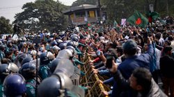 संपादकीय: बांग्लादेश जा रहे भारतीय विदेश सचिव से साकारत्मक उम्मीद, हसीना सरकार में भी हुए थे हिंदुओं पर हमले