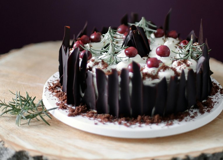 Christmas Character Cakes