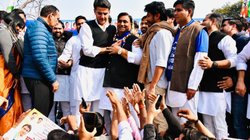गृहमंत्री अमित शाह के बयान के खिलाफ जयपुर में यूथ कांग्रेस का प्रदर्शन, पुलिस ने चलाई लाठी, वाटर कैनन का भी हुआ इस्तेमाल
