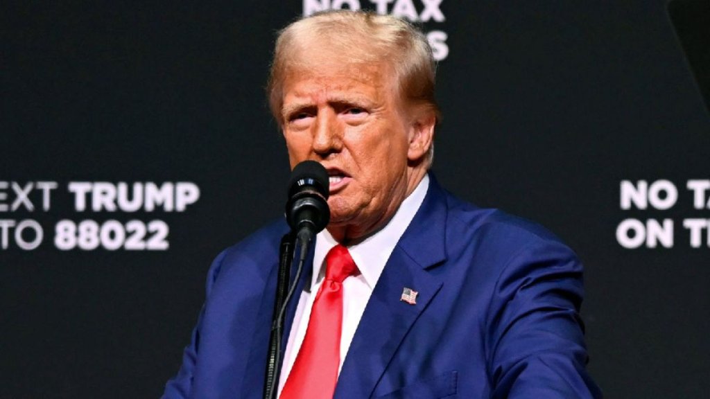 DONALD TRUMP | AMERICA |