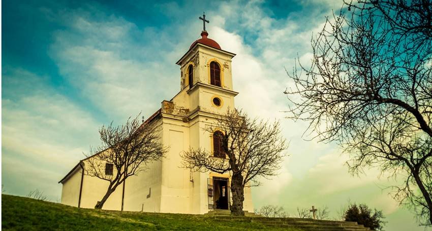 Which Church is Populer to  Celebrate Christmas