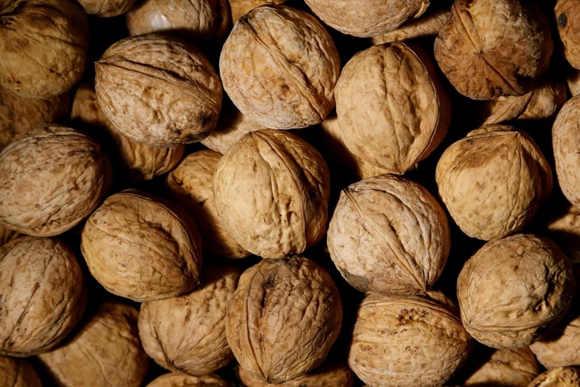 Heart health benefits of walnuts