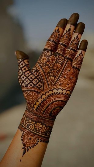Home Mehndi Application