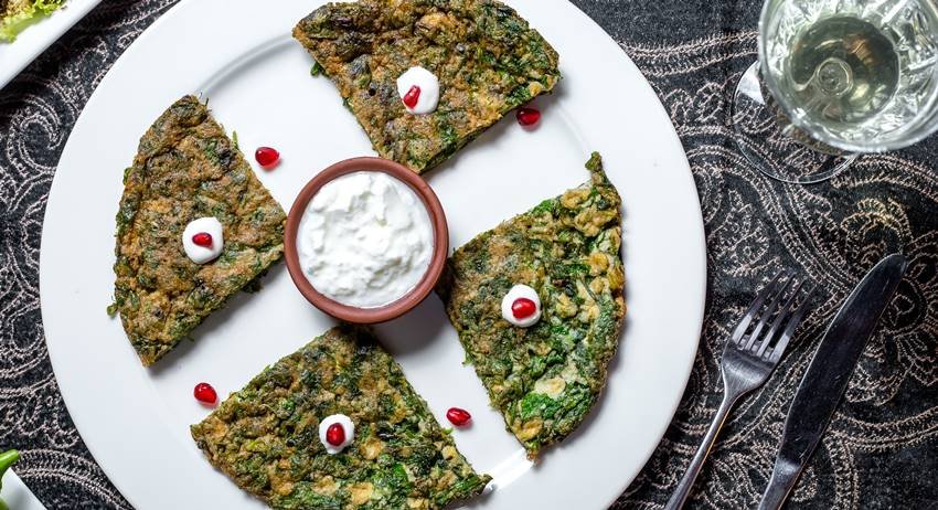 What Are the Benefits of Bathua saag