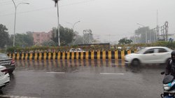 IMD Weather Update: दिल्ली-NCR में जमकर बरस रहे बादल, मौसम विभाग ने अगले 3 दिनों के लिए जताया ये अनुमान