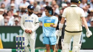 India vs Australia Test, Fan breaches MCG Security, MCG Security breach
