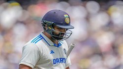 IND vs AUS: ओपनर रोहित शर्मा सिर्फ 5 गेंद टिके, पिछली 14 पारियों में 9 बार नहीं कर पाए दहाई का आंकड़ा पार