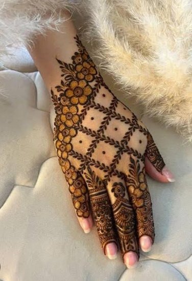 Indian mehndi traditions