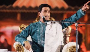 Kumar Vishwas same at 54 as he was at 17