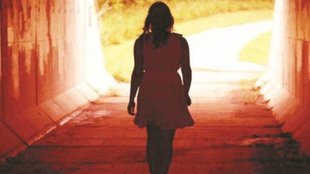 Former Judge Daughter Harassed by Fake IAS officer