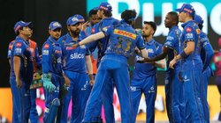 IPL 2025: मुंबई इंडियंस ने कोचिंग स्टाफ में किया बदलाव, इंग्लैंड को दो बार चैंपियन बनाने वाले प्लेयर को किया टीम में शामिल