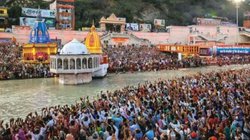 महाकुंभ में एक्टिव हुआ एंटी ड्रोन सिस्टम, पहले ही दिन बिना परमिशन उड़ रहे दो ड्रोन पकड़े गए