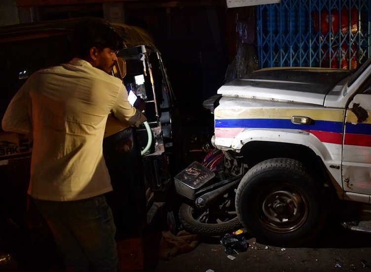Mumbai-bus-accident