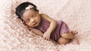 Names of daughters born in December