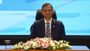 RBI Governor Sanjay Malhotra Education and Degree