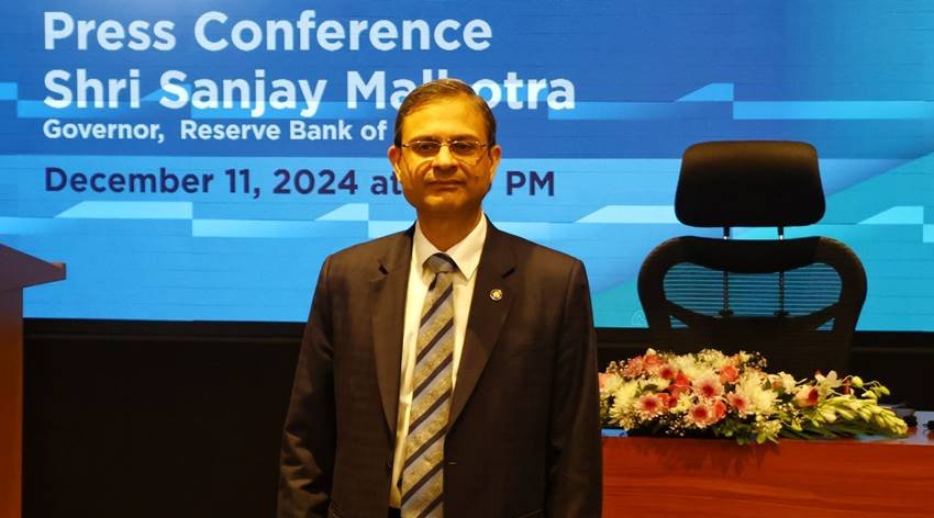 Sanjay Malhotra Education