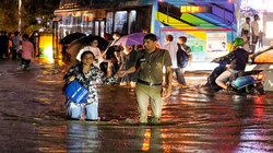 Weather: दिल्ली में 27 साल बाद दिसंबर में सबसे ज्यादा बारिश, ठंड बढ़ने से पूरे दिन कांपते रहे लोग, IMD ने AQI को लेकर दिया यह अपडेट