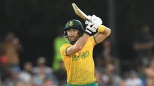 SA vs PAK 2nd T20I, Reeza Hendricks Century, South Africa vs Pakistan