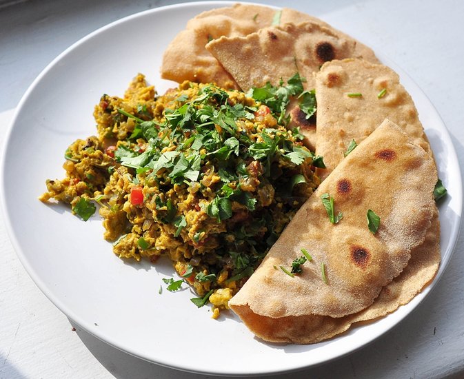 Scrambled Eggs with Roti