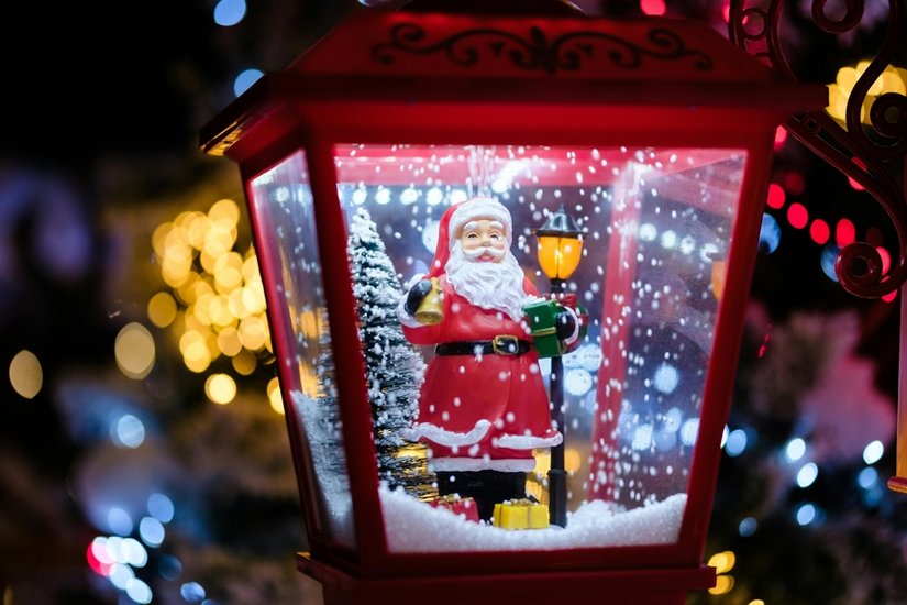 Snowfall Decoration