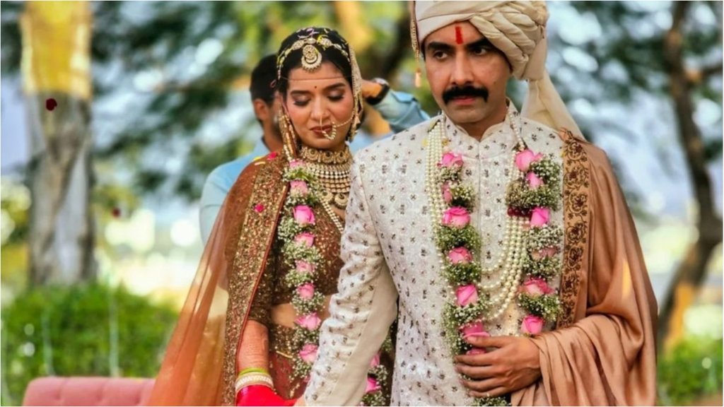 TVF Aspirants fame Naveen Kasturia Ties the Knot with Shubhanjali Sharma Grand Udaipur Wedding TVF Aspirants fame Naveen Kasturia Ties the Knot with Shubhanjali Sharma Grand Udaipur Wedding