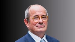 Hyderabad News: हैदराबाद की महिला से अफेयर का आरोप, ब्रिटेन की मशहूर यूनिवर्सिटी के वाइस चांसलर सस्पेंड