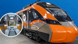 Vande Bharat Sleeper: पटरियों पर दौड़ने वाली है देश की पहली वंदे भारत स्लीपर ट्रेन, रेल मंत्री ने किया खुलासा, तस्वीरें आईं सामने