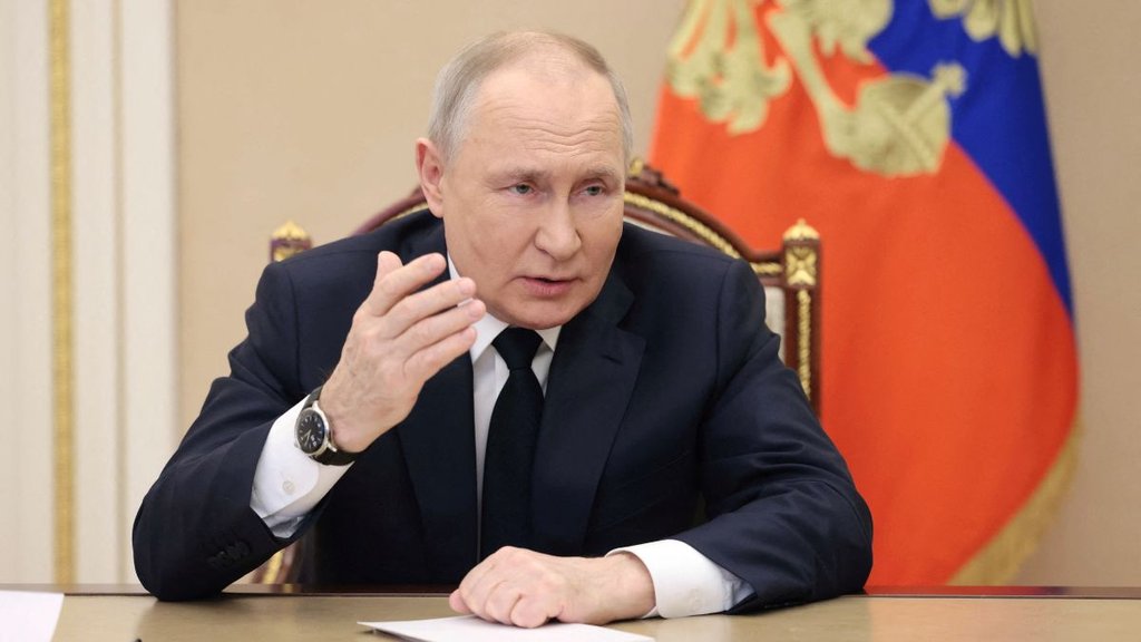 Vladimir Putin, russia ukraine war, Azerbaijan Airline Plane Crash,