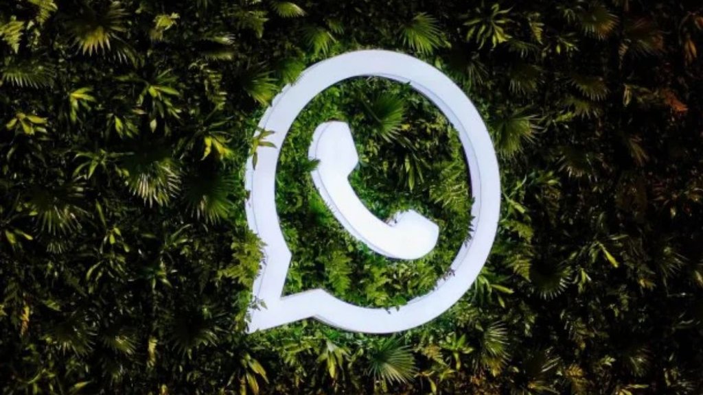 WhatsApp, WhatsApp instagram down, WhatsApp Down, Insta down