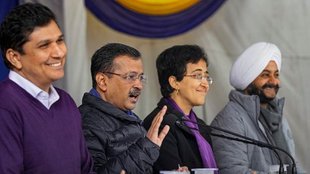 arvind kejriwal, pujari grathi yojana,