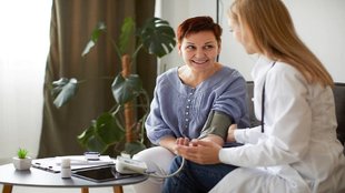 High Blood Pressure, hypertension, ways to control high blood pressure, high blood pressure without medication, Eating too much sodiumover, weight or obesity