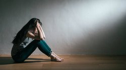 संपादकीय: मानसिक और भावनात्मक रूप से कमजोर होते जा रहे बच्चे, माता-पिता की डांट पर कर ले रहे आत्महत्या