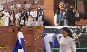 Women politicians Bags in Parliament