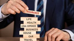 इश्योरेंस सेक्टर में नौकरी, इस कंपनी ने 100 से ज्यादा सीनियर पोस्ट के लिए मांगे आवेदन; 80 हजार से ज्यादा है सैलरी