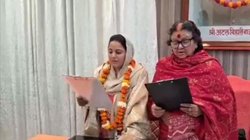 ‘बुआ जी, ख्याल रखिएगा…’, सपा विधायक नसीम सोलंकी ने कानपुर मेयर प्रमिला पांडे से क्यों कही ये बात