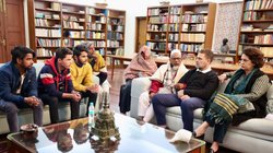 Sambhal Violence: संभल हिंसा के पीड़ित परिवारों से मिले राहुल गांधी, दिल्ली में हुई मुलाकात