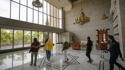 Syria Civil War: राष्ट्रपति असद के महल से कीमती सामान की लूट, UN महासचिव बोले- सीरियाई जनता निर्धारित करेगी देश का भविष्य