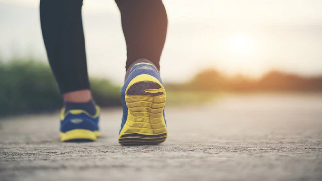 4 walking mistakes, weight gain, belly fat, how to lose weight quickly,weight loss tips, weight loss journey,weight loss tips, how to control weight,