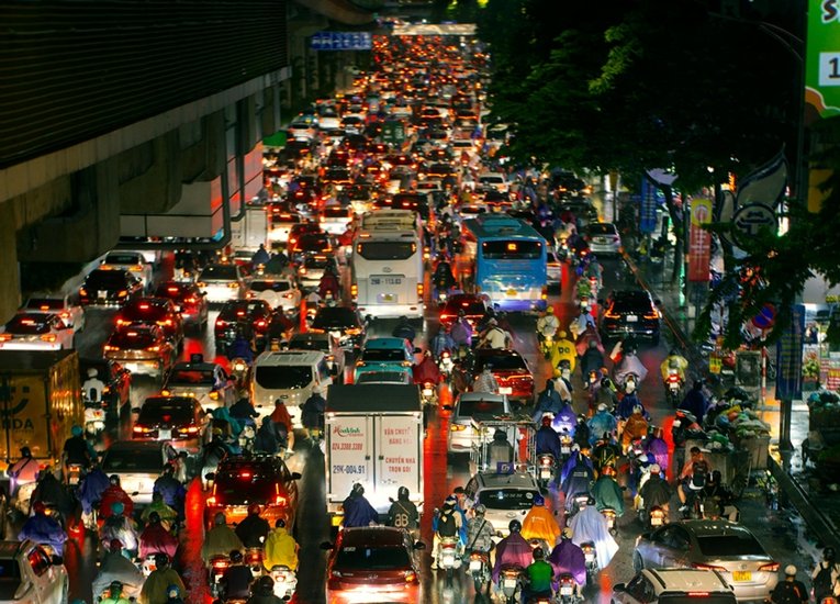 12 days stuck in traffic