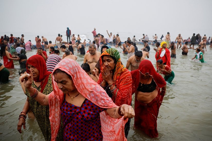 Women devotees