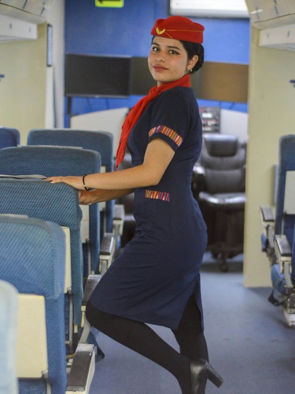 Air Hostess Age and Height