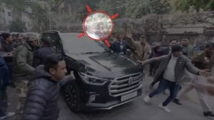 Arvind Kejriwal Car Attacked | delhi polls | BJP pravesh verma