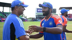 JASPRTI BUMRAH, RAHUL DRAVID