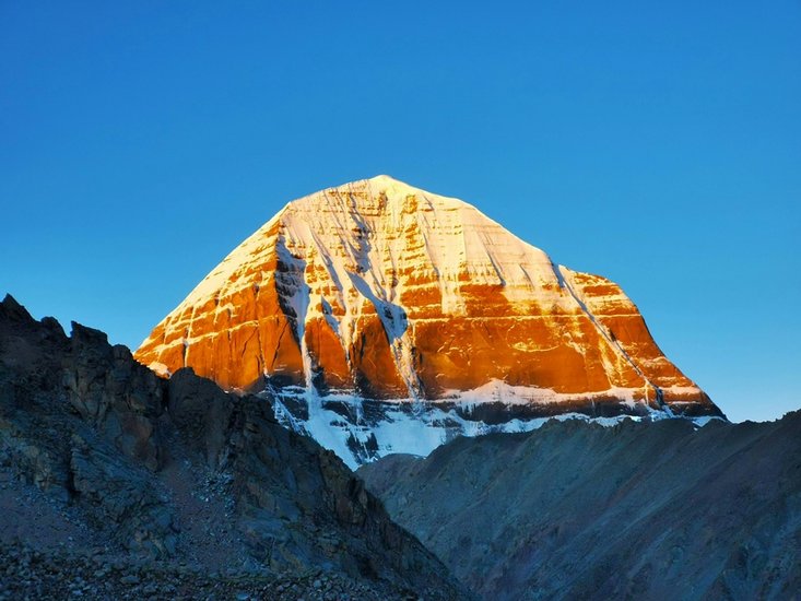 मान्यताओएं के अनुसार, प्राचीनकला में इसी स्थान पर खई ऋषि, मुनि, देवता, दानव और योगियों ने तपस्या की थी। (Photo: Pexels) रोज करते होंगे गायत्री मंत्र का जाप, पता है किस वेद में लिखा है?