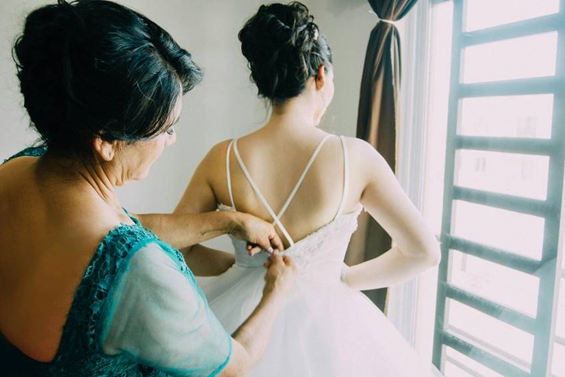 bride mother sleep with couple on the wedding night