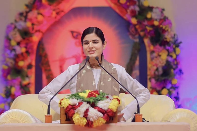 Devi Chitralekha told when does true love happen