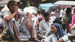 Delhi Election: चुनावी रैलियों के बीच बढ़ी मजदूरों की मांग, मंडियों में दिहाड़ी करने वालों का हो गया अभाव