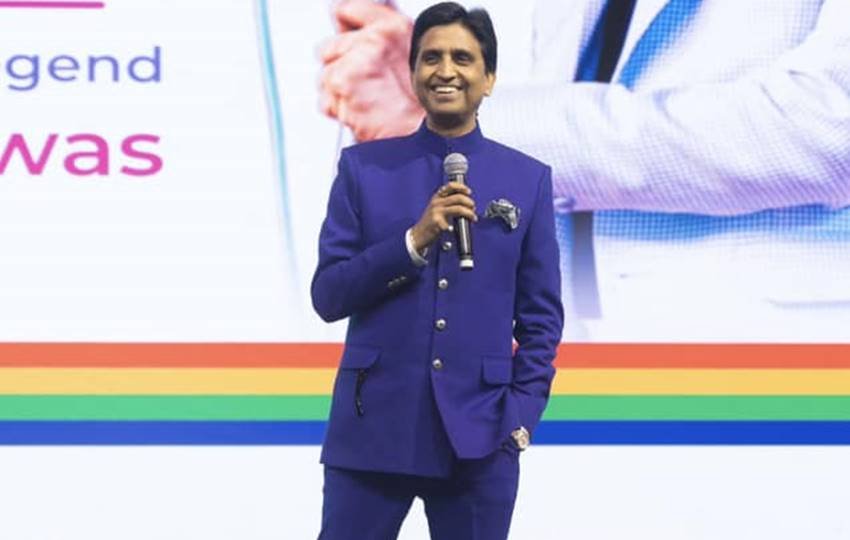 When liquor was kept in front of Kumar Vishwas